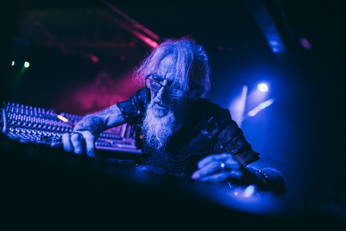 Eat Static performing